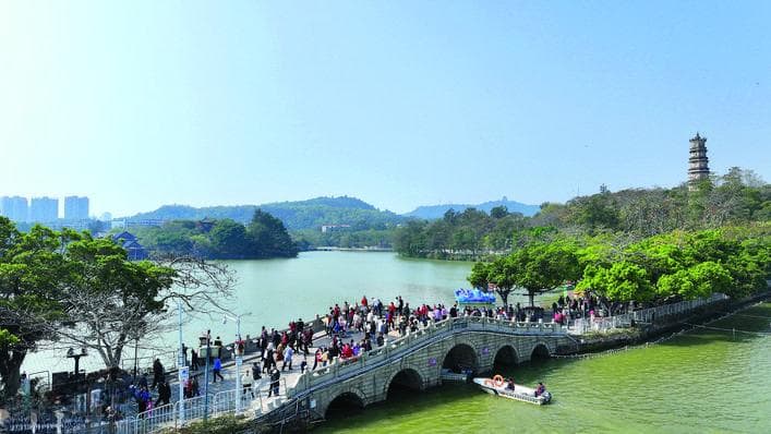 惠州春节旅游市场火爆：西湖景区客流量多次全省第一