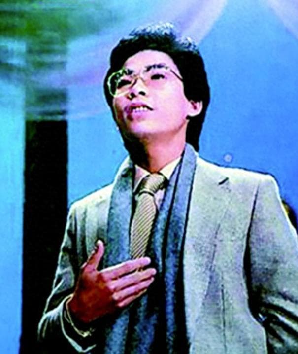 因在春晚唱了一首歌，就被封杀14年，他仍选择为祖国卖房卖车