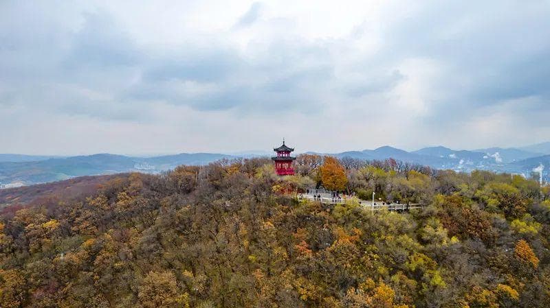 龙潭山｜潭间怀古：今人不见古时月，今月曾经照古人