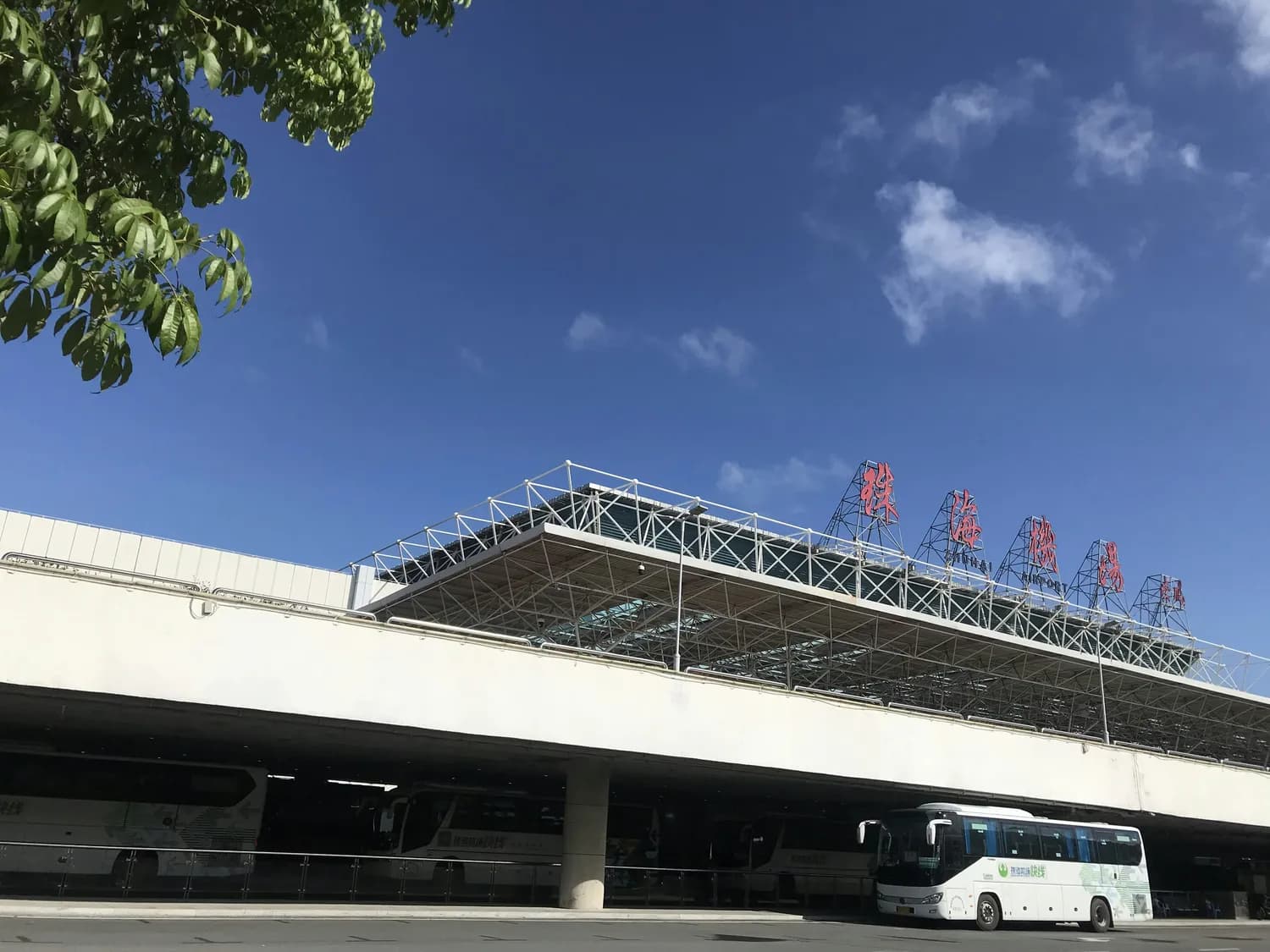 泉州公交优化升级：对接高铁、延长时间、推出定制服务