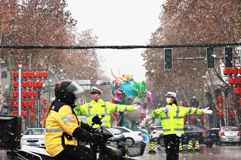 春节来临前的“风雪归家路”：辽宁局地将有大暴雪，有居民已提前自驾出门