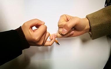 交警违法如何举报？不服交通违章处罚怎么办？