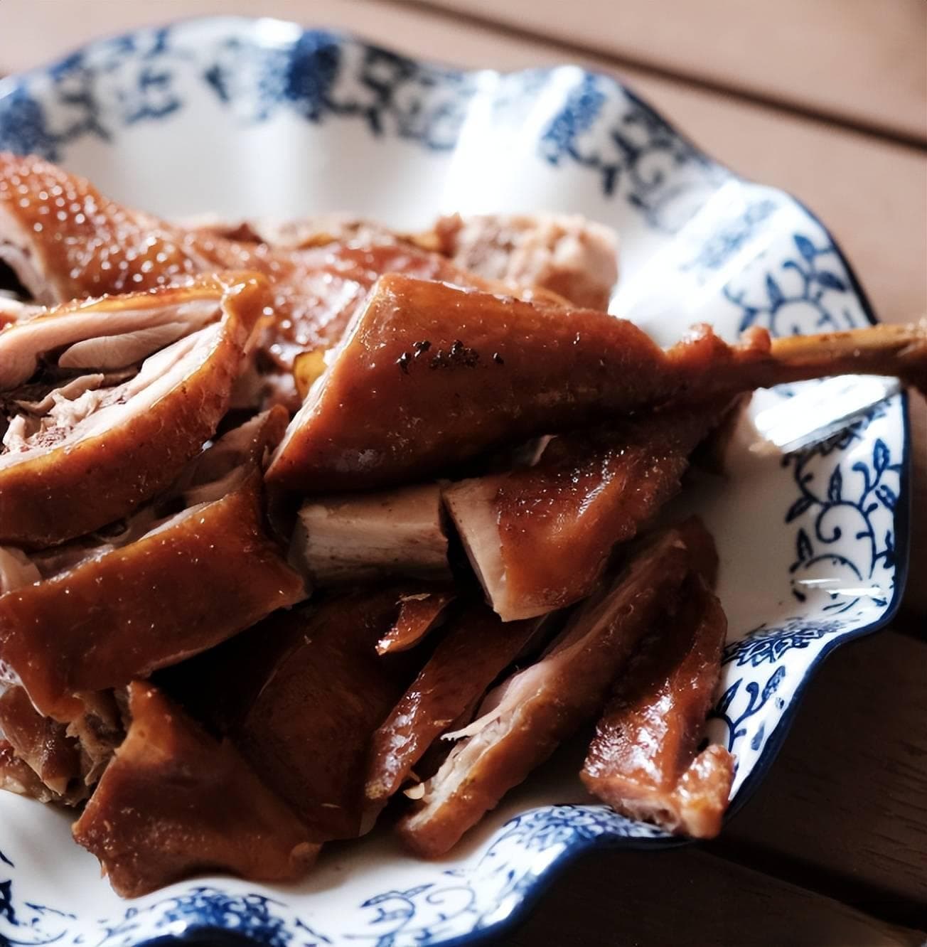 不容错过！弥勒六大特色美食大盘点，让您大饱口福