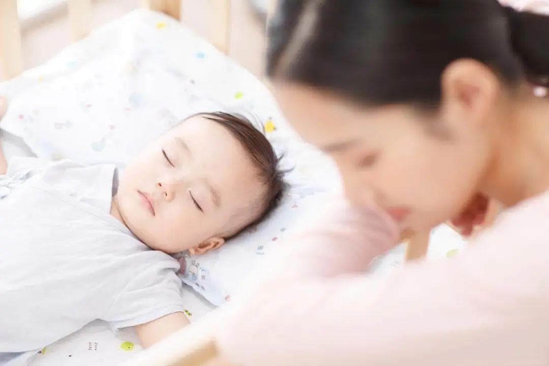 7月宝宝夜哭不停？5大原因揭秘，轻松应对有妙招！
