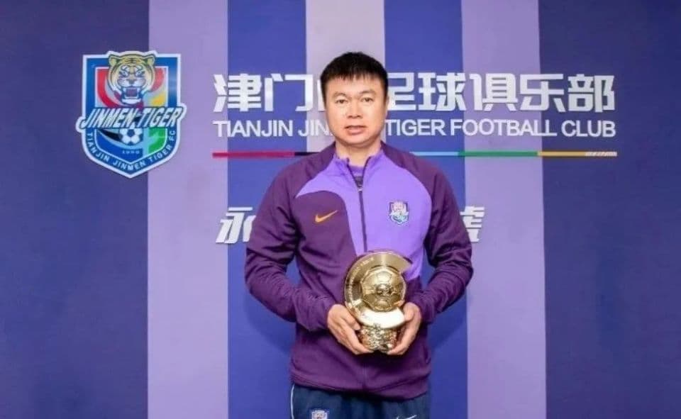“中国金帅”于根伟，当年一脚把国足踢进世界杯