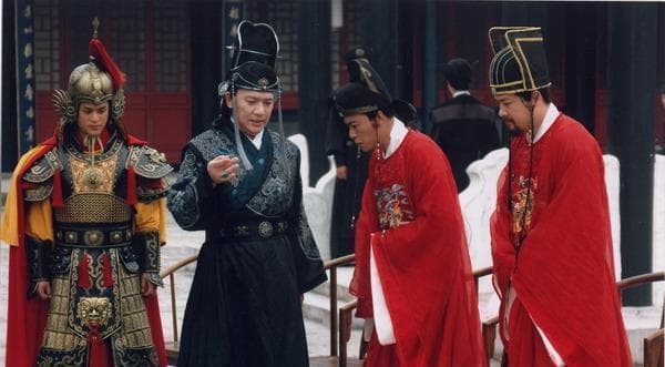 从裁撤“十三衙门”到改姓“秦赵高”看清朝为何没有出现宦官专权