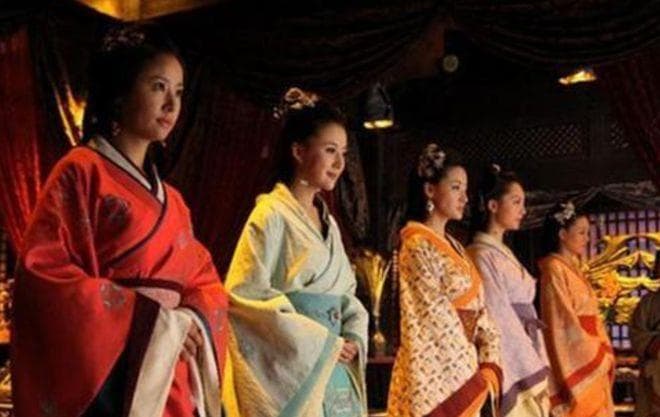古人“纳妾”真相：纳妾条件高，多数妾室都是由正妻主动迎上门