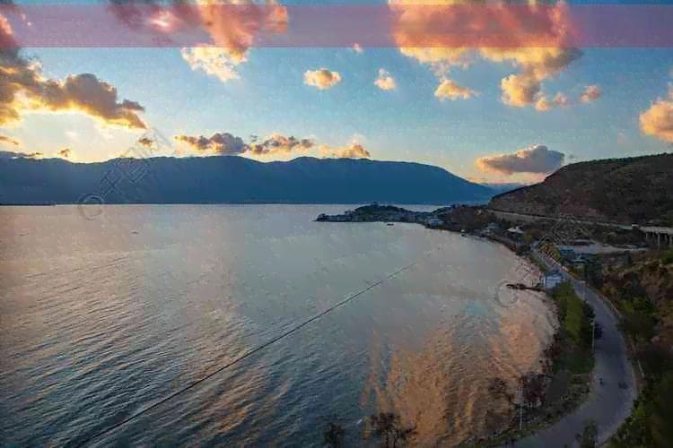 探索抚仙湖风光：玉溪至抚仙湖直达旅游大巴车详细指南