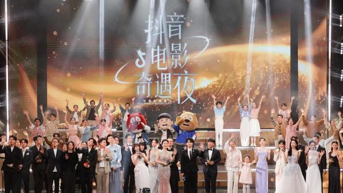 内容二创、直播带票、老片翻新，当电影遇上短视频