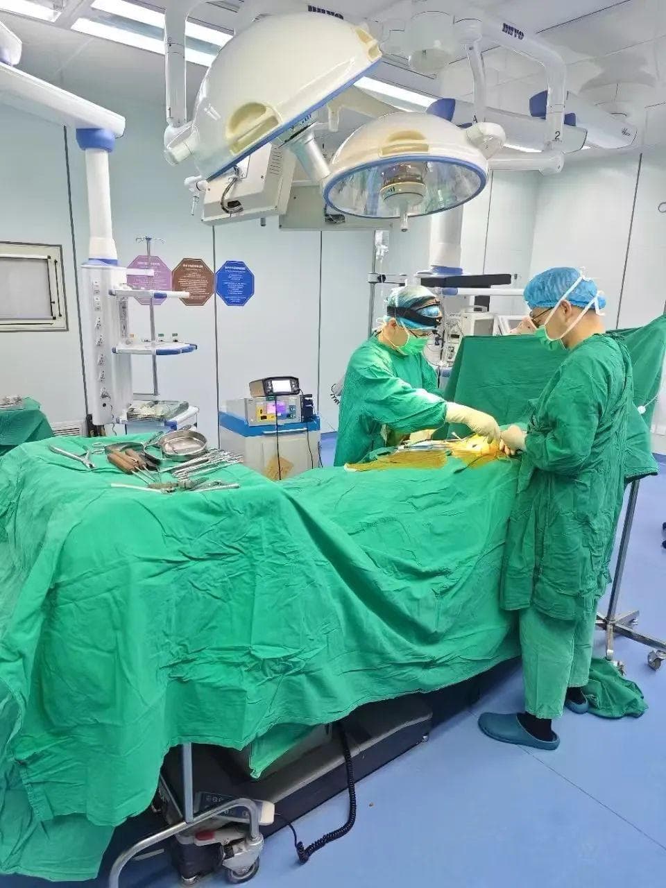 颈椎病的危害你知道吗？医生提醒：出现症状，及早治疗
