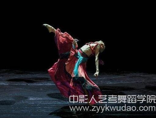 中国古典舞的呼吸作用及方法