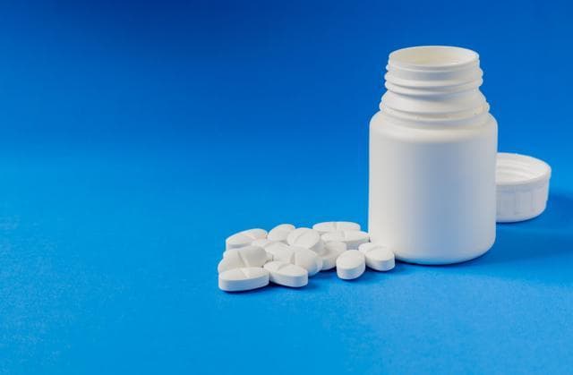 布洛芬用药指南：5类食物搭配需谨慎