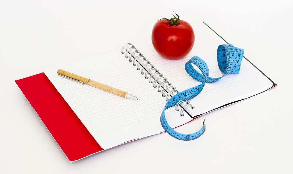 减肥期间可以吃辣条吗？解馋零食的科学指南