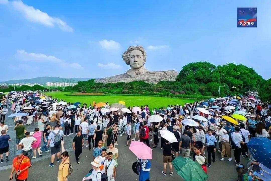 这届年轻人为什么爱上长沙？