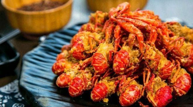 龙虾炸多久合适？千万不能炸老了！