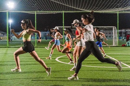 科学提升乳酸阈值：节奏跑、间歇训练助力轻松完成半马
