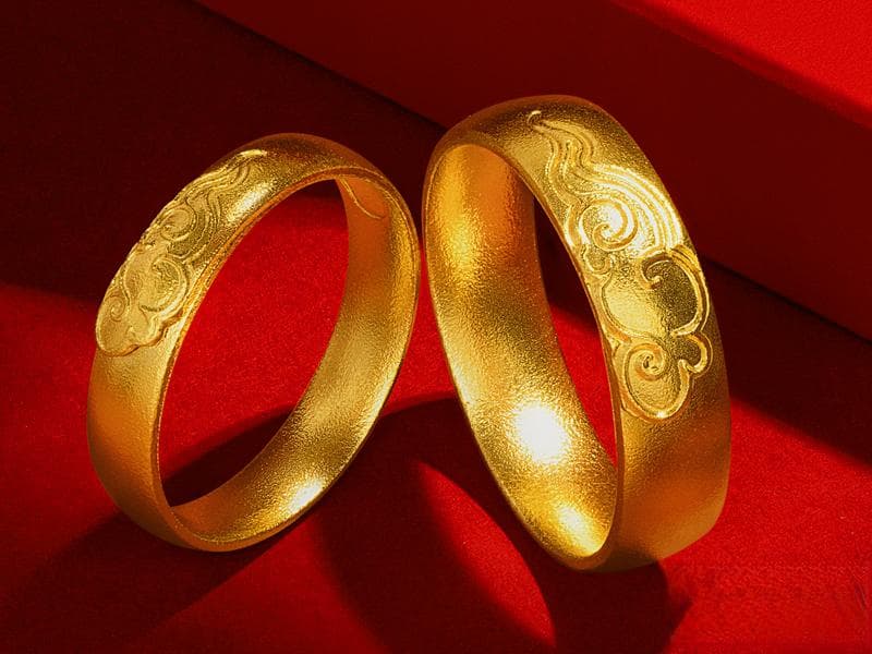结婚三金买金条还是首饰？一文读懂黄金投资与佩戴价值