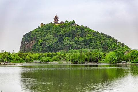 狼山风景区旅游攻略：最佳路线、门票价格与必游景点推荐