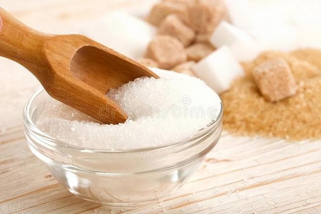 绵白糖VS复合绵白糖：厨房里的“甜蜜陷阱”，用错糖毁所有！