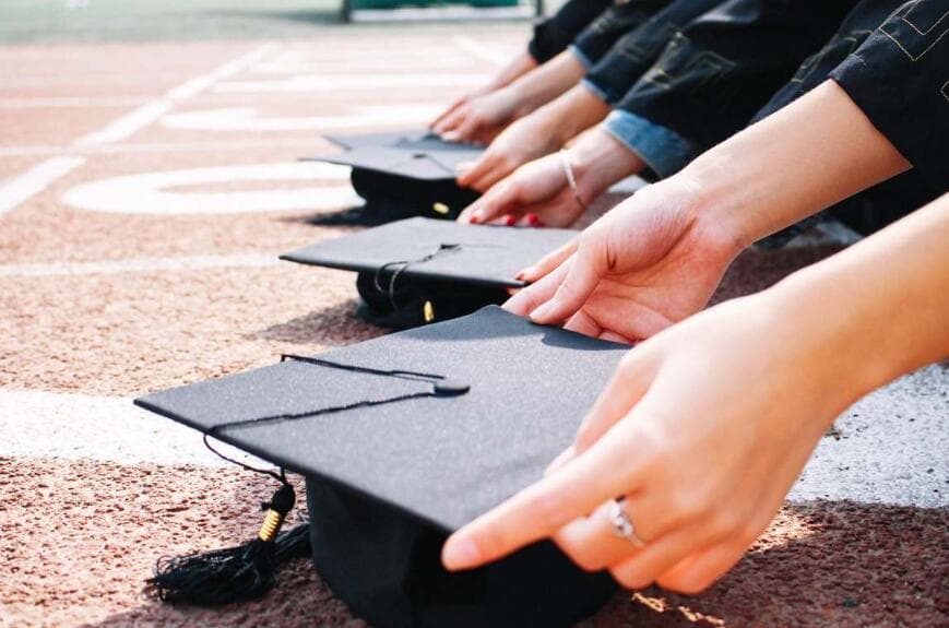 你读大学，李嘉诚买单？汕头大学未来四年本科生免学费了，每年一亿预算！