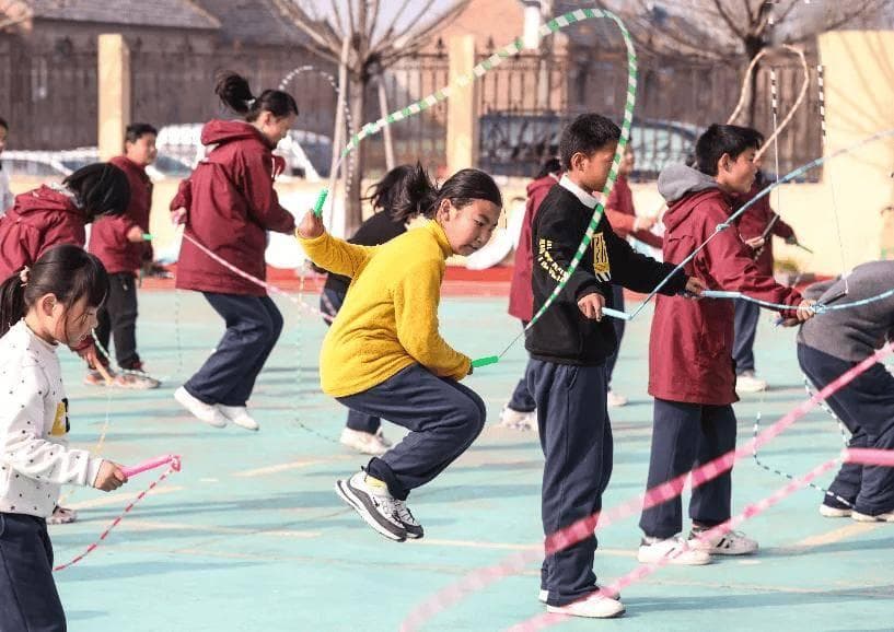 运动助力青少年释放学习压力