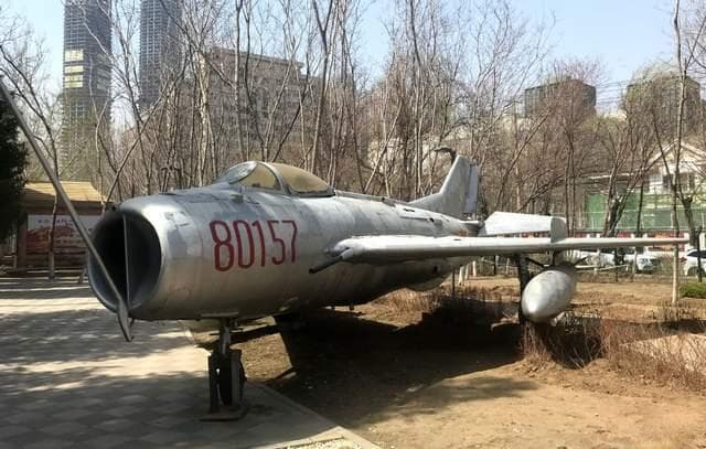 不再用空军玩剩的装备，3款国产战机让海军翻身？