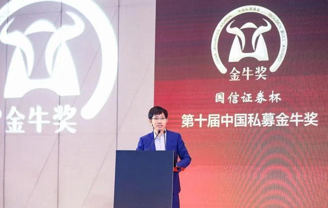 为什么是DeepSeek？为什么是现在？—— 创始人梁文峰的反常识创新实验