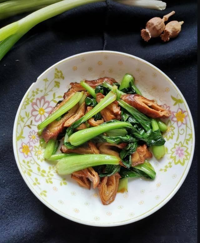分享6道润肠刮油菜，现在吃正鲜嫩，营养好吃，清肠道