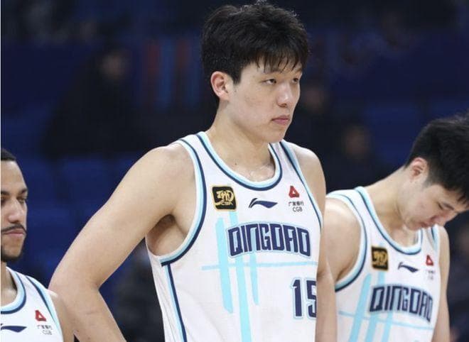CBA战报：杨瀚森怒扇7帽引NBA球探关注，周鹏因球队抗议被判出场