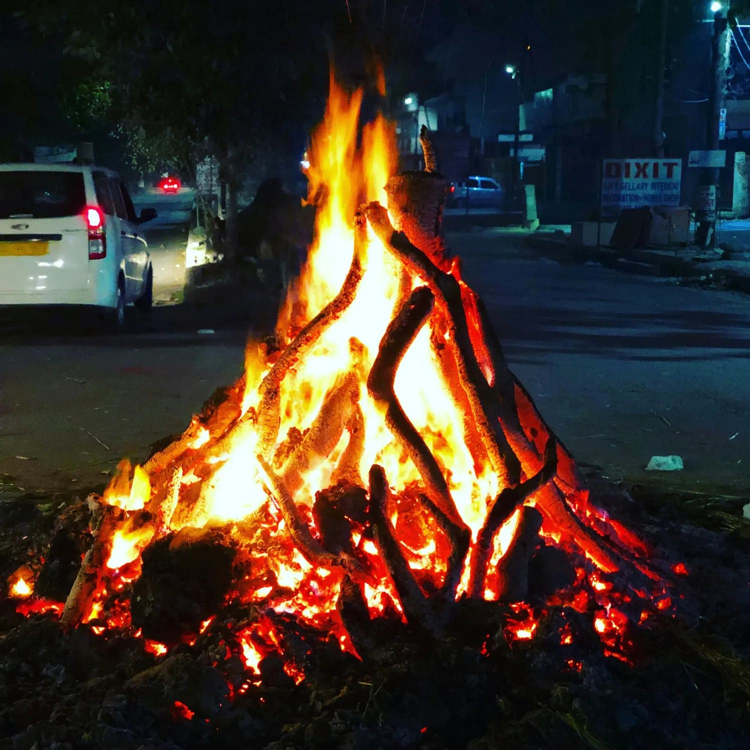 中元节烧纸祭祖，这些细节你知道吗？