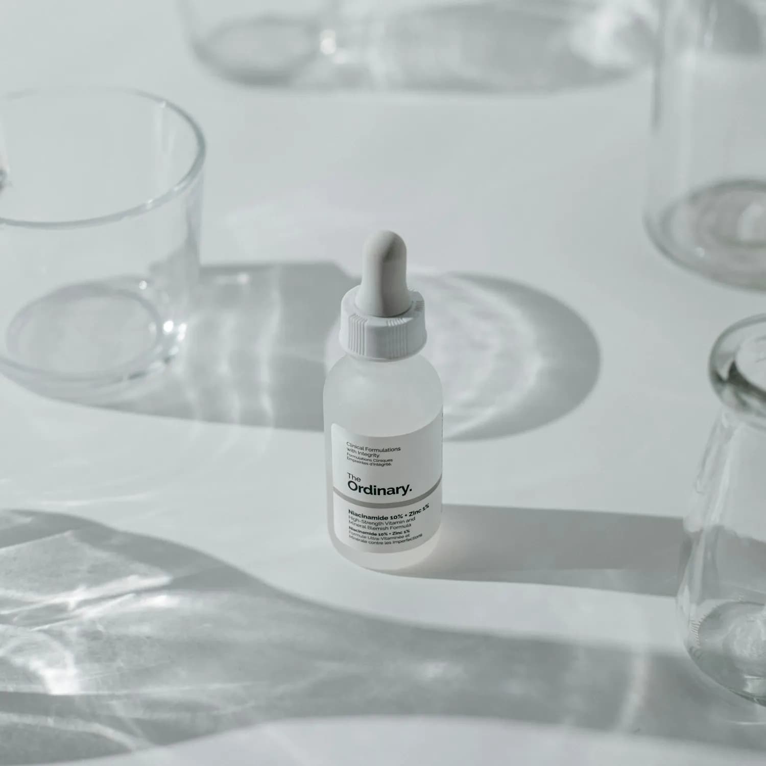 美白新星传明酸：效果媲美氢醌，副作用更少