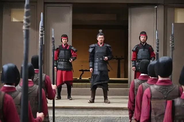 这档不断“更新”观众历史存档的节目凭什么“生命力拉满”？