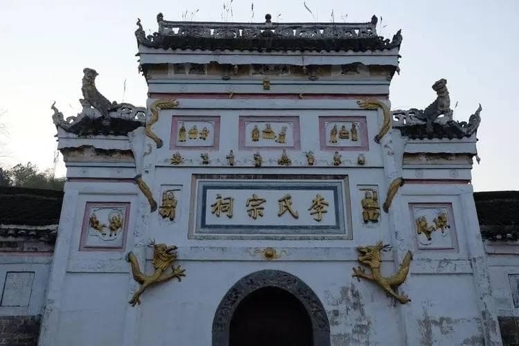 广西10大姓氏中，哪些姓氏主要源自中原地区？