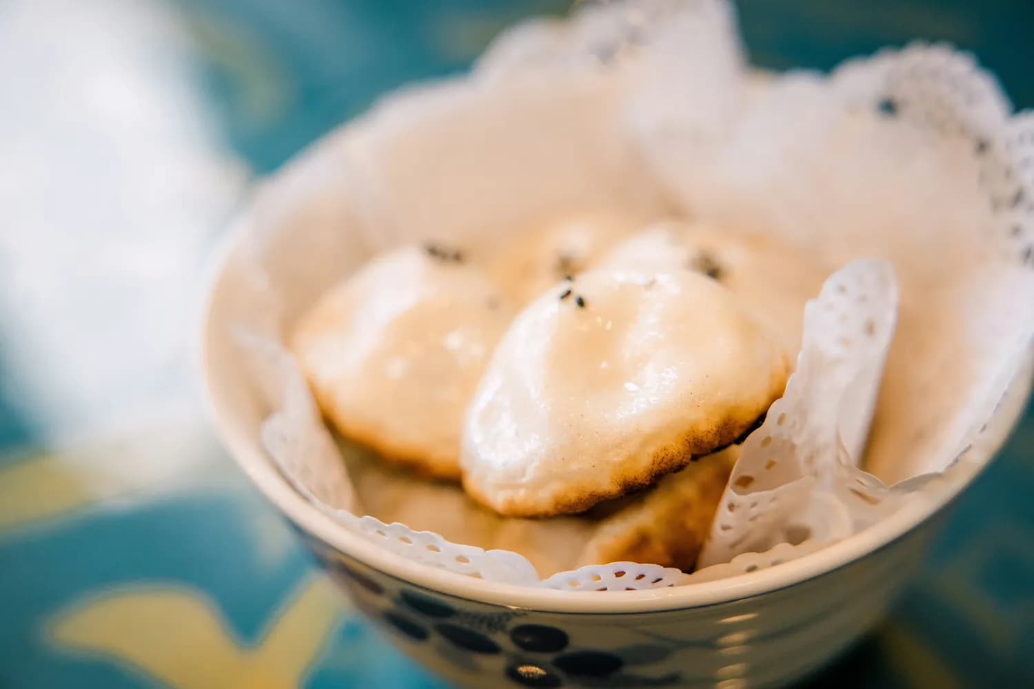 冬日打卡街子古镇：汤麻饼的美味诱惑