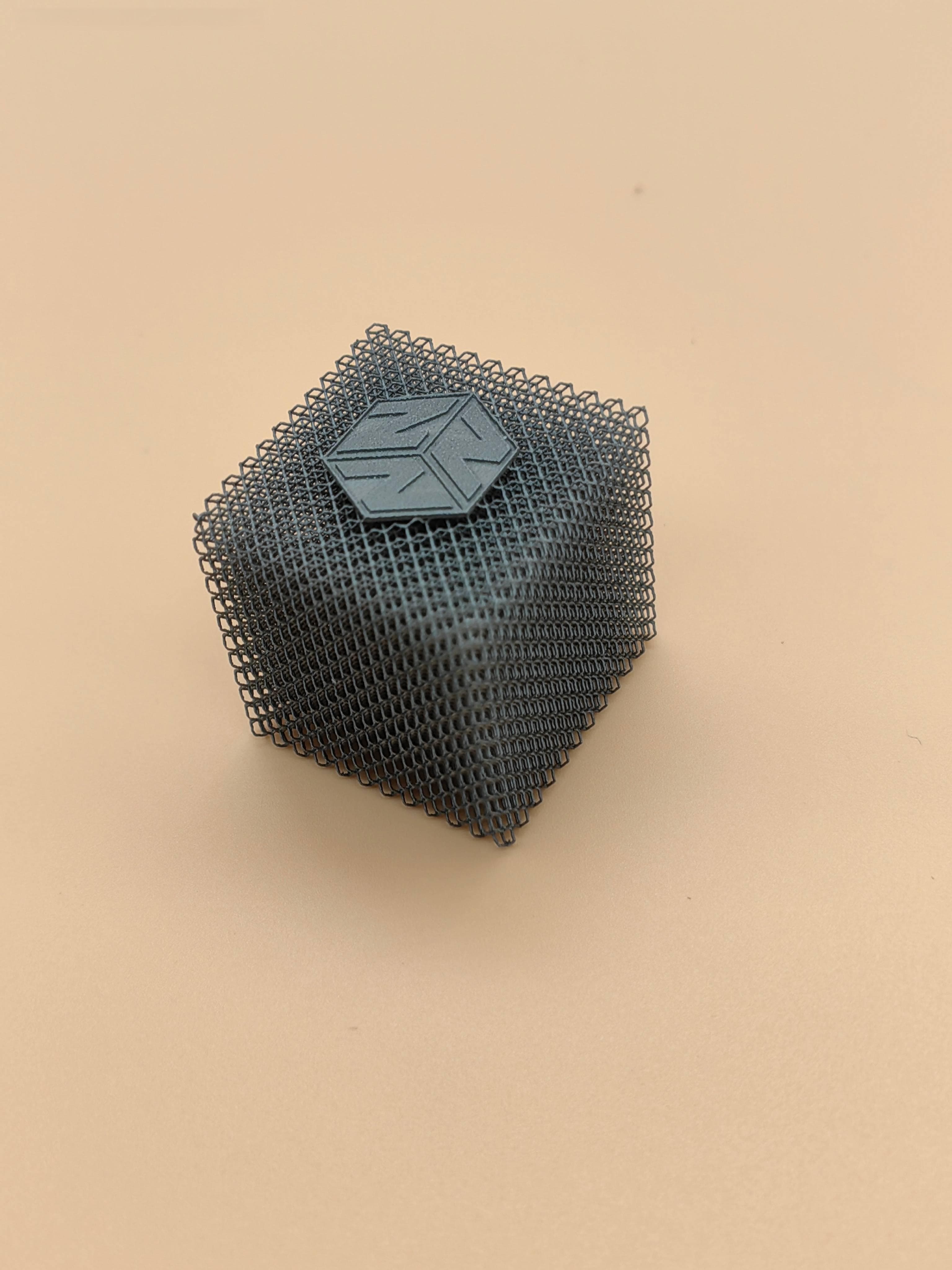 3D打印钛合金，价格实惠又高效！打造专属定制不是梦