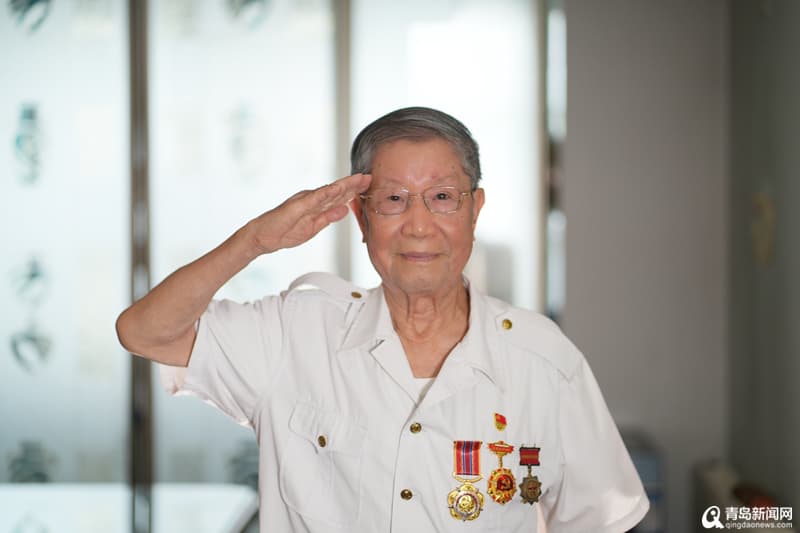 铁血老兵郑振华：战火中的坚守与和平年代的传承