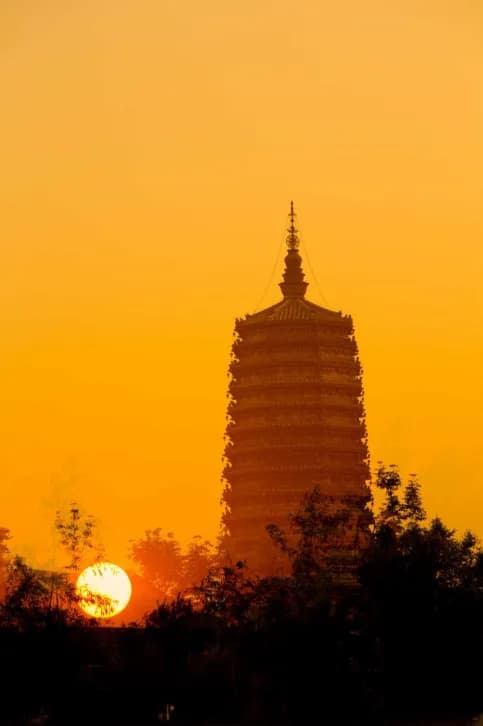 走进长春！120个网红打卡地之农安辽塔