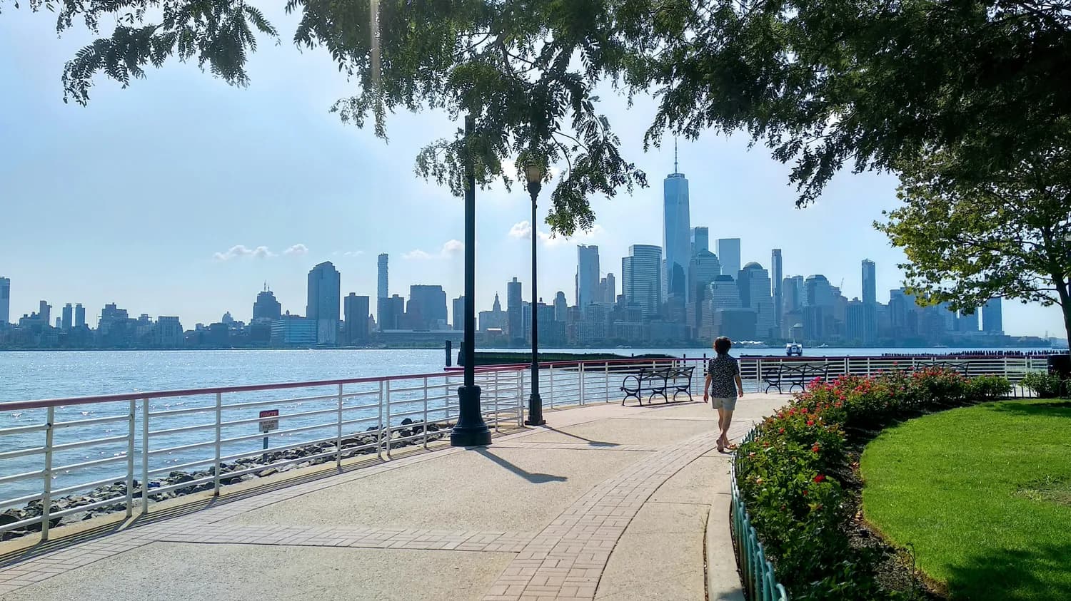 黄浦江边City Walk：揭秘自然奥秘
