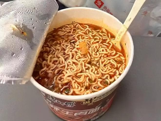 专家：方便面含多种营养，正确食用不会危害健康