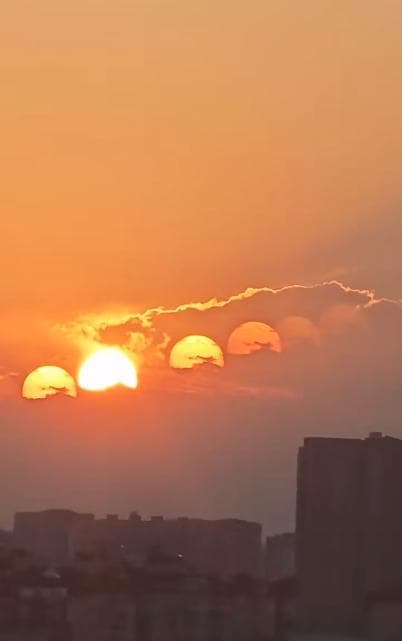 天空出现多个太阳？是一种大气光学现象吗？