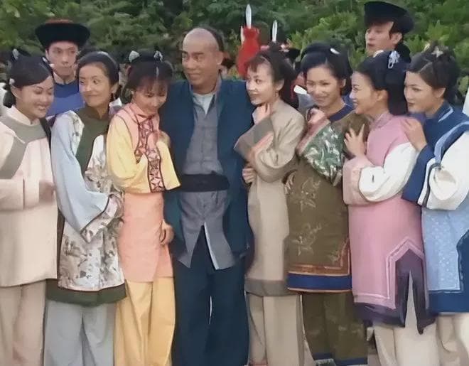 韦小宝的七个老婆：阿珂和苏荃所生孩子的父亲究竟是谁？