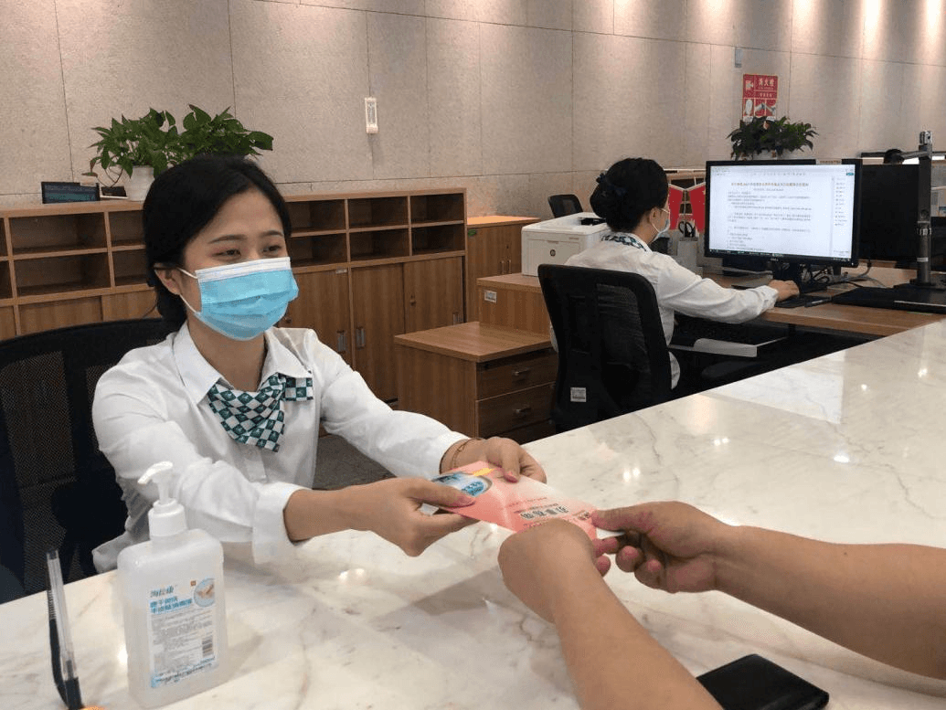 “胖”事项→“瘦”流程！深圳人社标准化服务上“新”