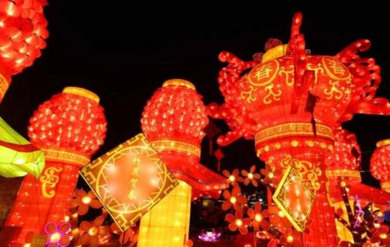 花灯节的历史渊源与现实意义