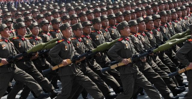 朝鲜如何养得起百万大军？揭秘先军理念背后的特殊经济模式