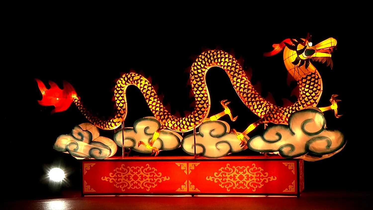 新年倒计时！和孩子一起剪窗花迎新春