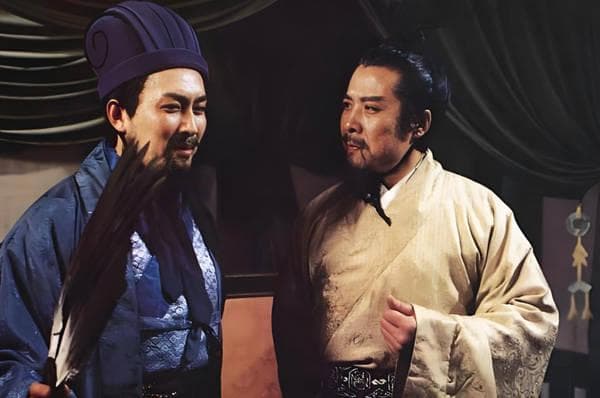 《三国演义》深度揭秘：周瑜葬礼上，诸葛亮为何能“险中求生”？