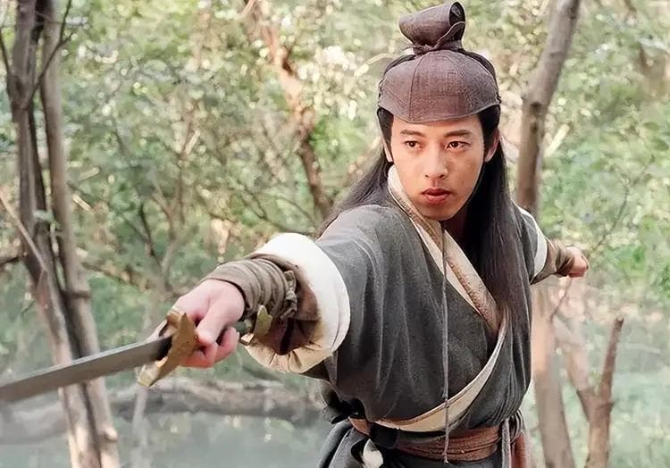 为何有人说令狐冲很虚伪，那就要看你怎么看了