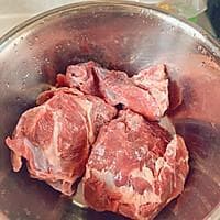 自制卤牛肉：在家也能做出餐厅级美味