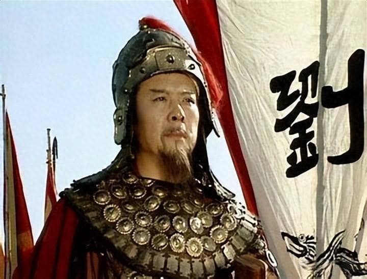 刘备的“刘皇叔”称谓：其实，论辈分，刘备要比汉献帝刘协还小呢