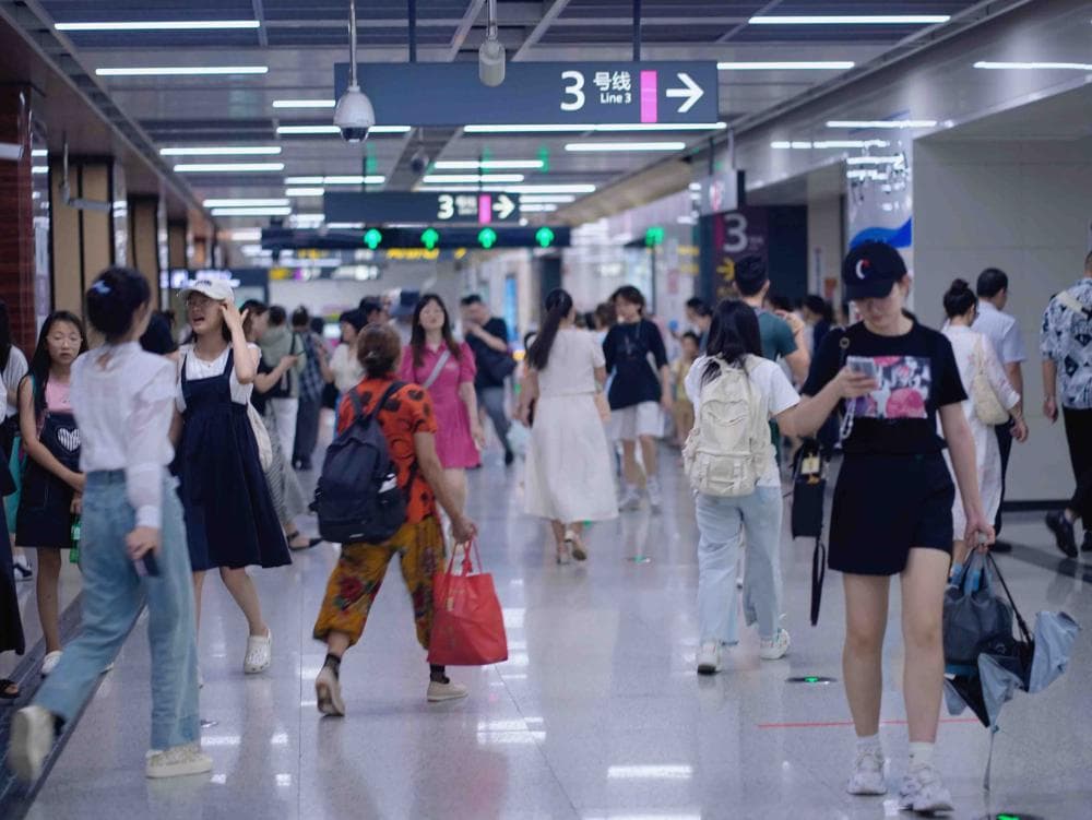 成都地铁回应市民关切：客服设备改造、班次安排等最新进展